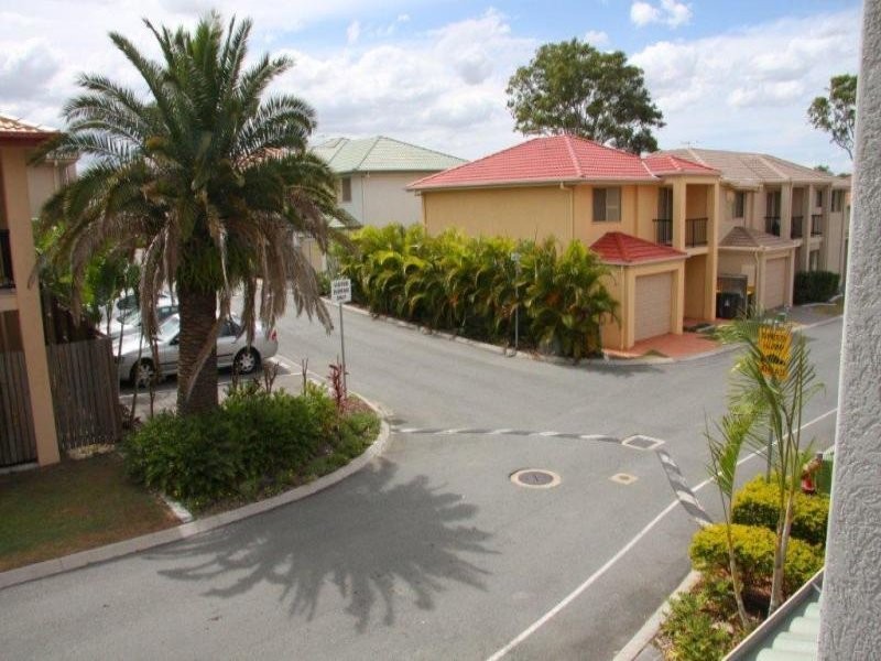 4/7 Johnston Street, Carina QLD 4152