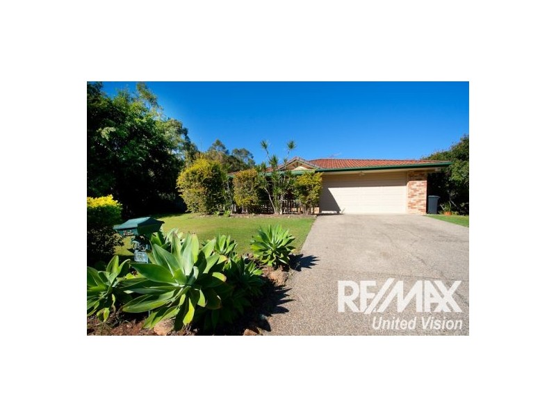 107 Oakley Street, Carindale QLD 4152