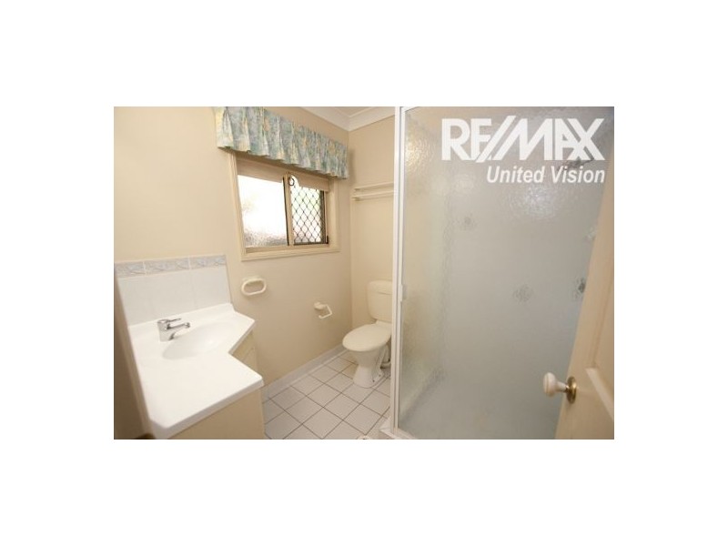 107 Oakley Street, Carindale QLD 4152