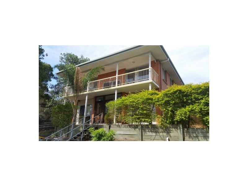 28b Hector Road, Holland Park QLD 4121