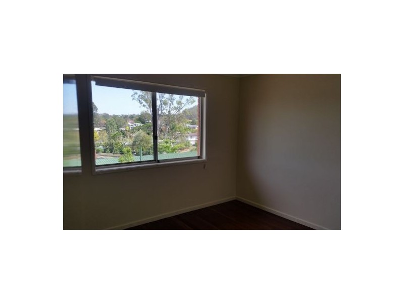 28b Hector Road, Holland Park QLD 4121