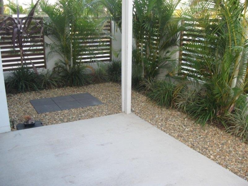 2/11 Birdwood Road, Carina QLD 4152