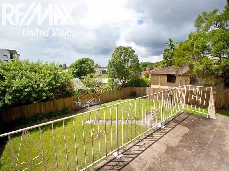10 Banwell Crescent, Carindale QLD 4152