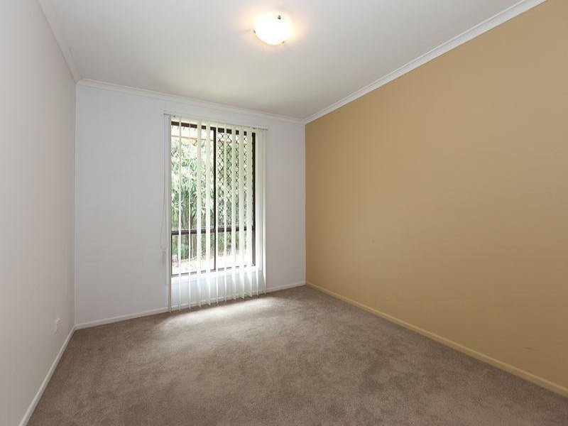 343 Winstanley Street, Carindale QLD 4152