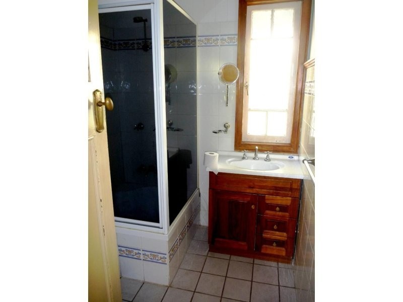 24 Boundary Road, Camp Hill QLD 4152