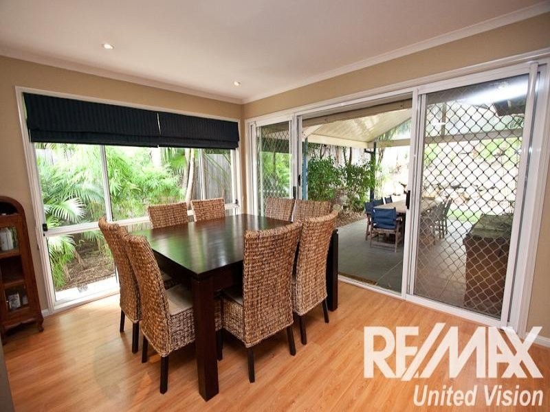 45 Kenilworth Place, Carindale QLD 4152