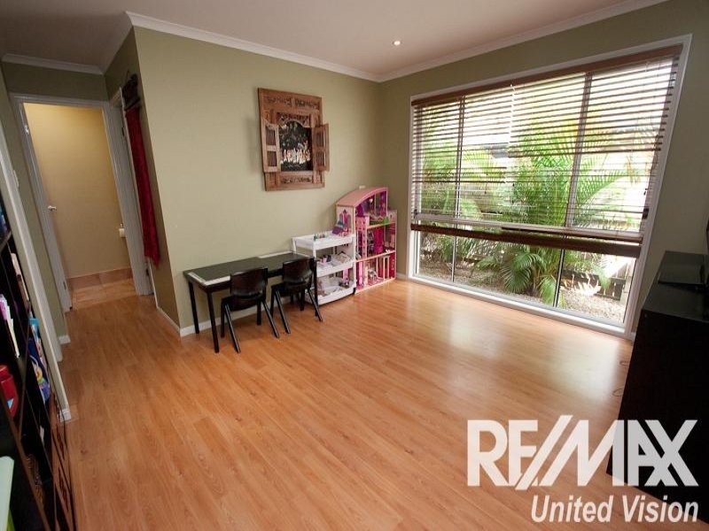 45 Kenilworth Place, Carindale QLD 4152