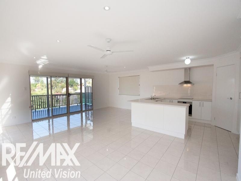 126 Waverley Road, Camp Hill QLD 4152