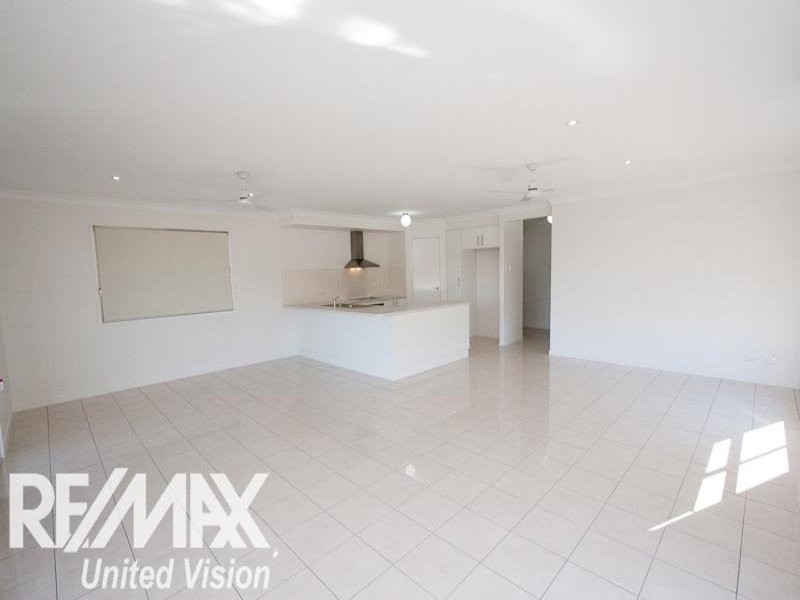 126 Waverley Road, Camp Hill QLD 4152