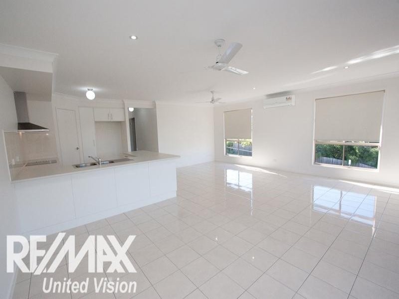 126 Waverley Road, Camp Hill QLD 4152