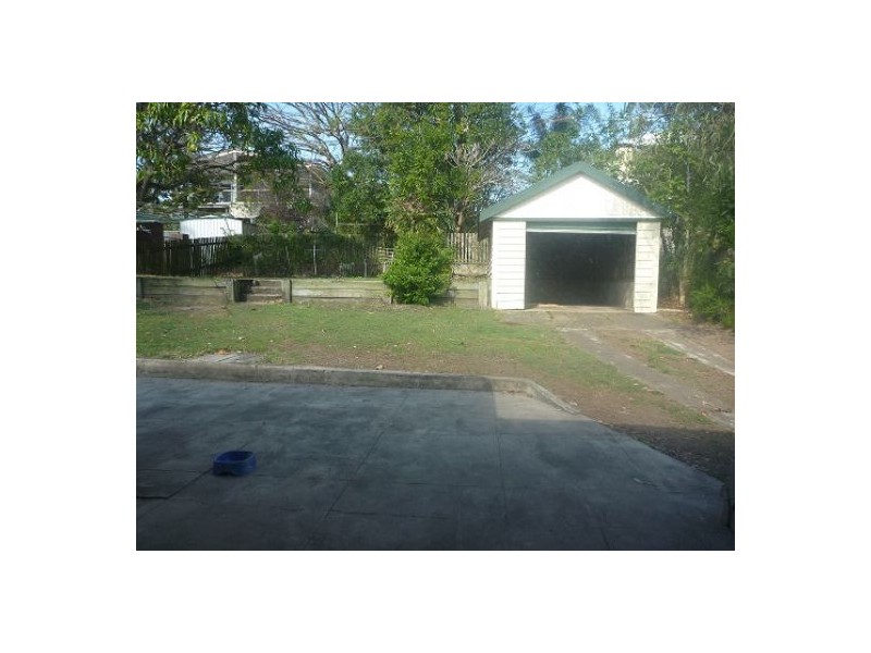 37 East Street, Camp Hill QLD 4152