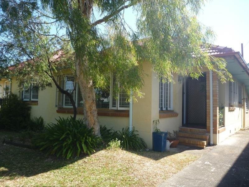 12 Balerang Street, Stafford QLD 4053