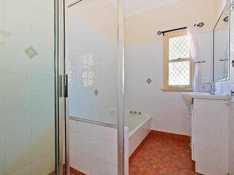 71 Arrol Street, Camp Hill QLD 4152