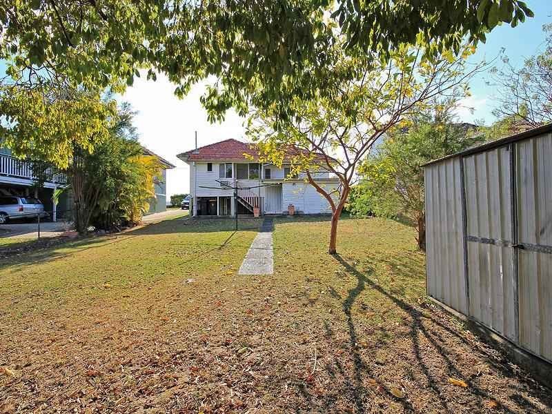 71 Arrol Street, Camp Hill QLD 4152