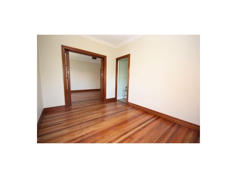 32 Lloyd Street, Camp Hill QLD 4152