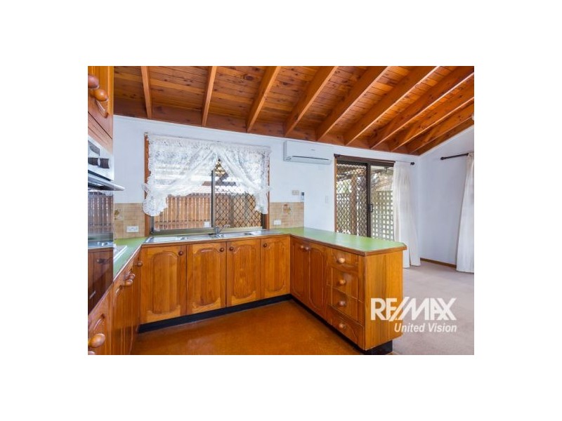 409 Winstanley Street, Carindale QLD 4152