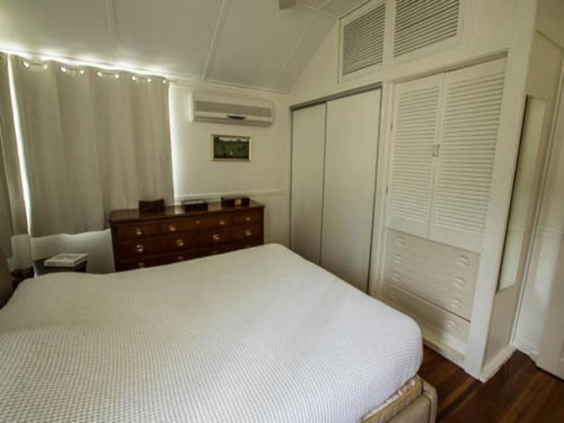 14 Doyle Street, Coorparoo QLD 4151