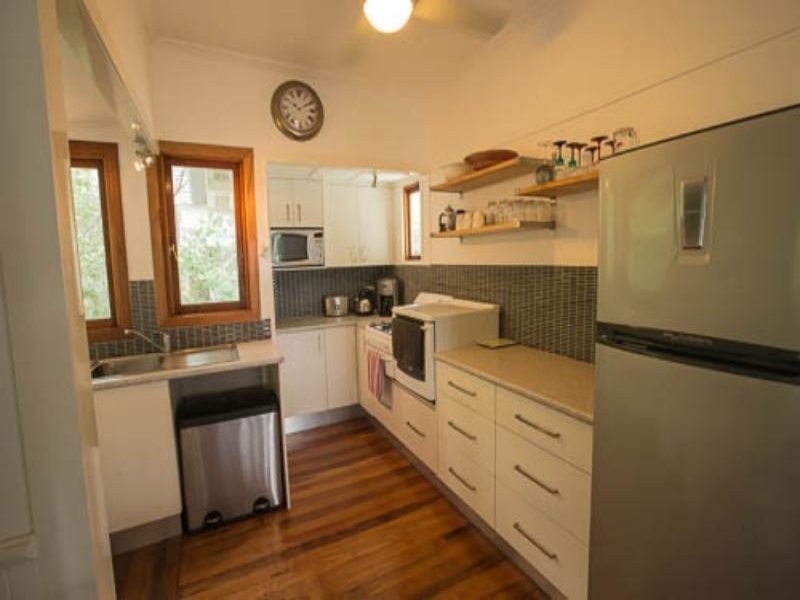 14 Doyle Street, Coorparoo QLD 4151