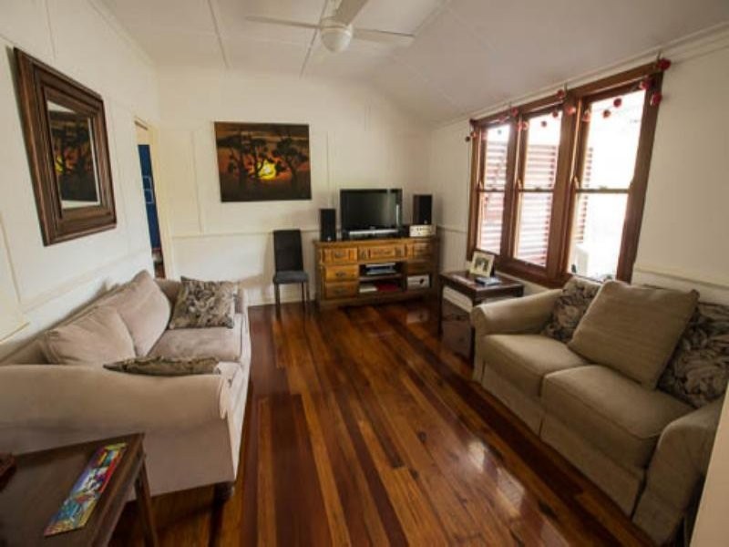 14 Doyle Street, Coorparoo QLD 4151