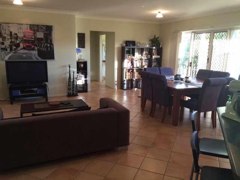 17 Gilgo Street, Wishart QLD 4122