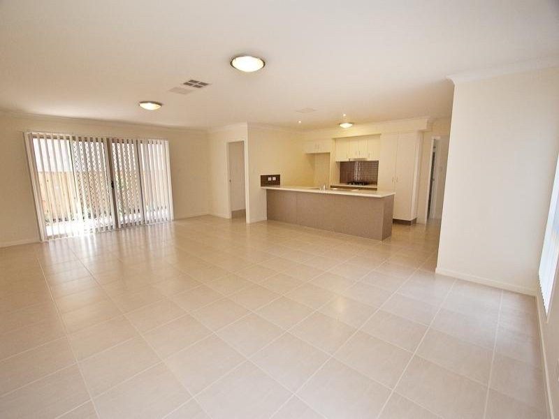 1/47 Larbonya Crescent, Capalaba QLD 4157