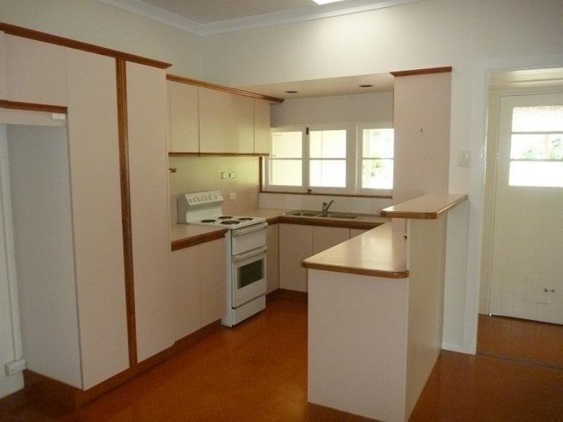 30 Hartley Street, Camp Hill QLD 4152