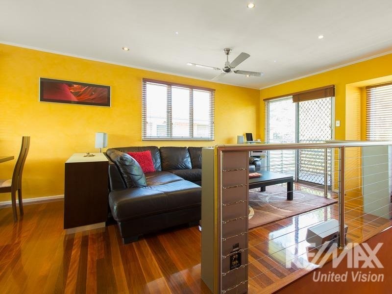 34 Mee Street, Carina QLD 4152