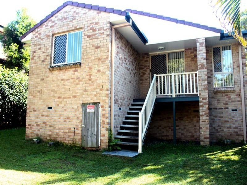 9 Thredbo Court, Belmont QLD 4153