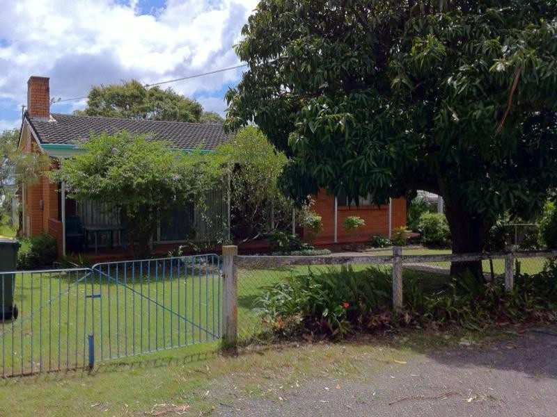 18 Narracott Street, Carina QLD 4152