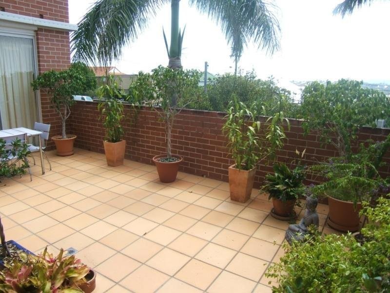 9/51 Kirkland Avenue, Coorparoo QLD 4151