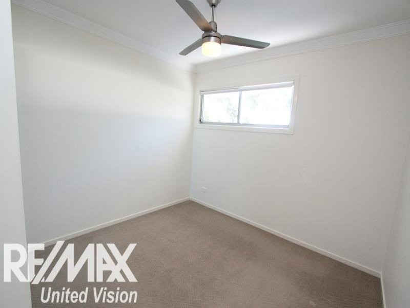 2/17 Hilltop Court, Carina QLD 4152