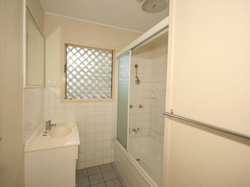 1546 Creek Road, Carina QLD 4152