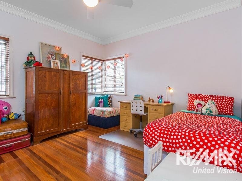 25 Barmore Street, Tarragindi QLD 4121