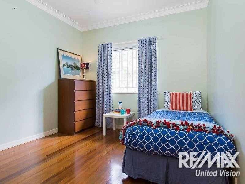 25 Barmore Street, Tarragindi QLD 4121