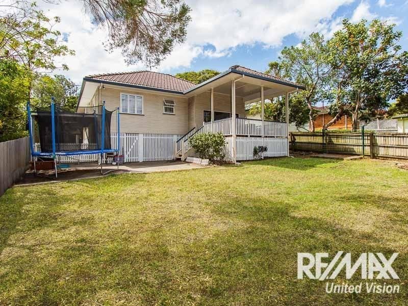 25 Barmore Street, Tarragindi QLD 4121