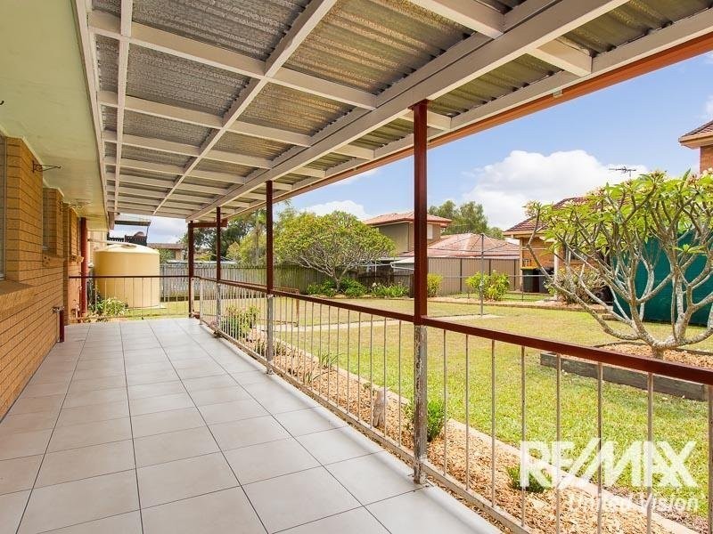 28 Tristan Street, Carindale QLD 4152
