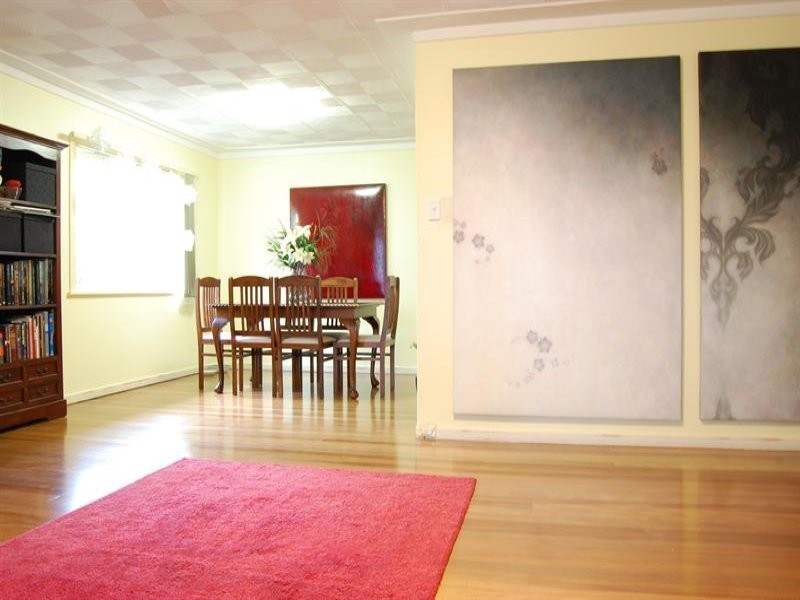 16 Koumala Street, Mansfield QLD 4122