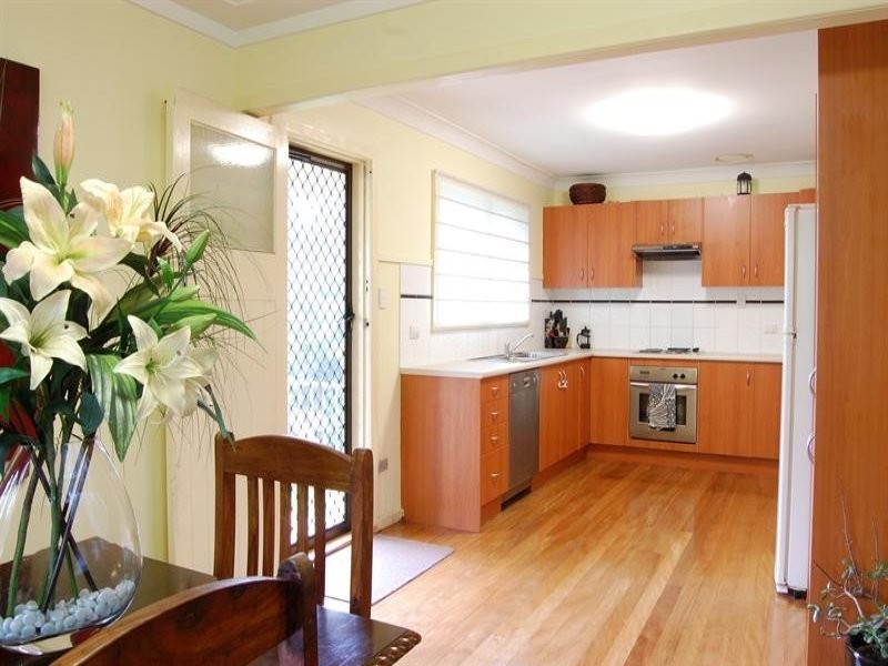 16 Koumala Street, Mansfield QLD 4122