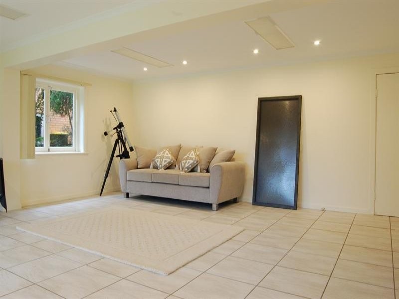 16 Koumala Street, Mansfield QLD 4122