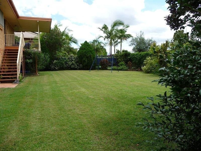 16 Koumala Street, Mansfield QLD 4122