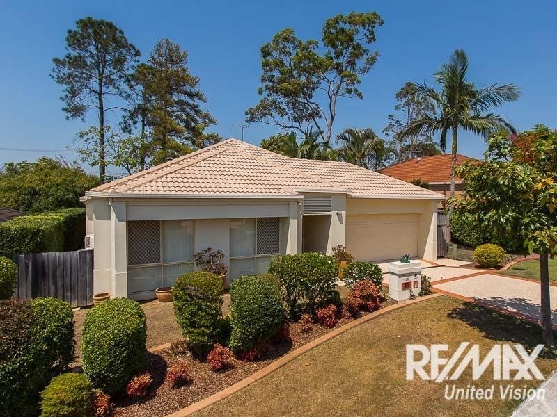 19 Oleander Place, Carindale QLD 4152