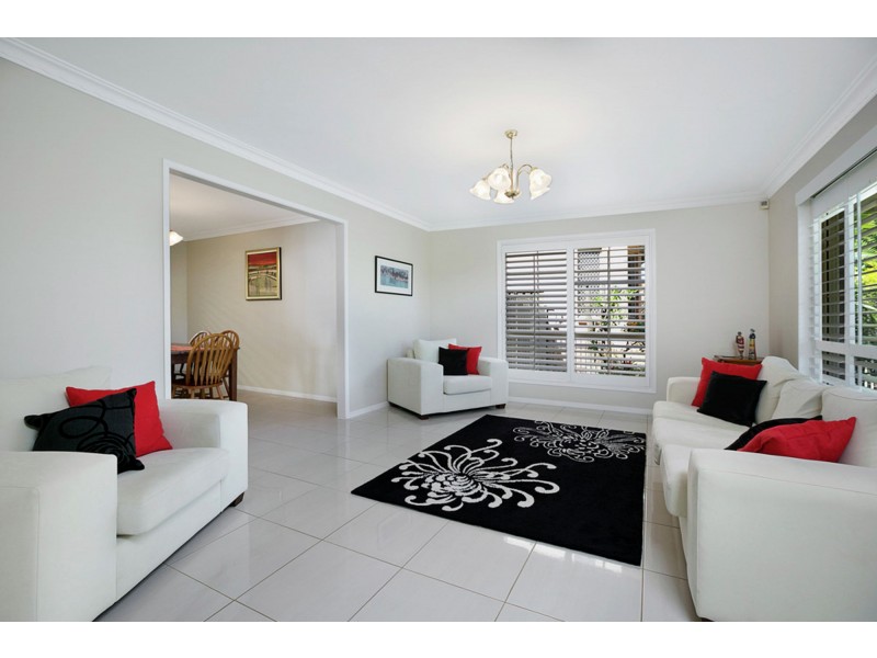 3 Kilmorey St, Carindale QLD 4152