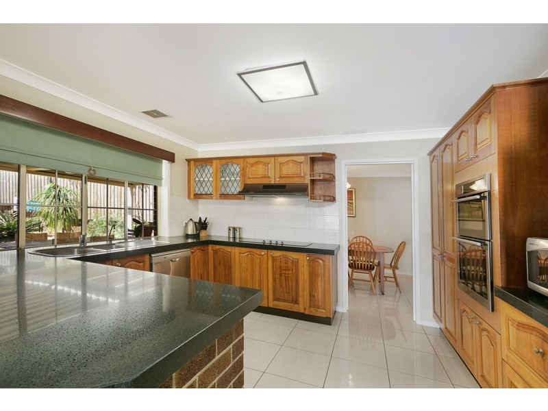 3 Kilmorey St, Carindale QLD 4152
