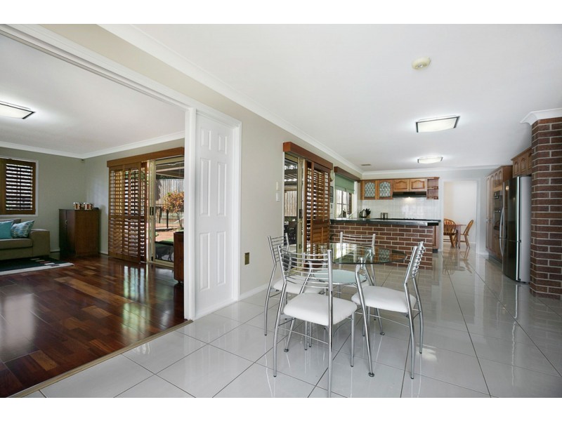 3 Kilmorey St, Carindale QLD 4152