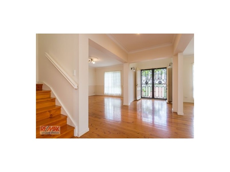 136 Cribb Road, Carindale QLD 4152