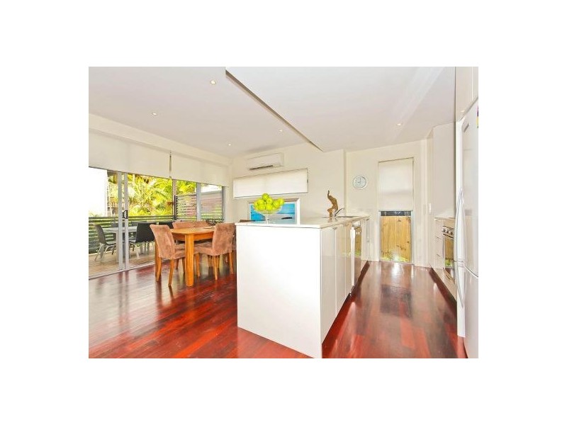 3/298 Hawthorne Rd, Hawthorne QLD 4171