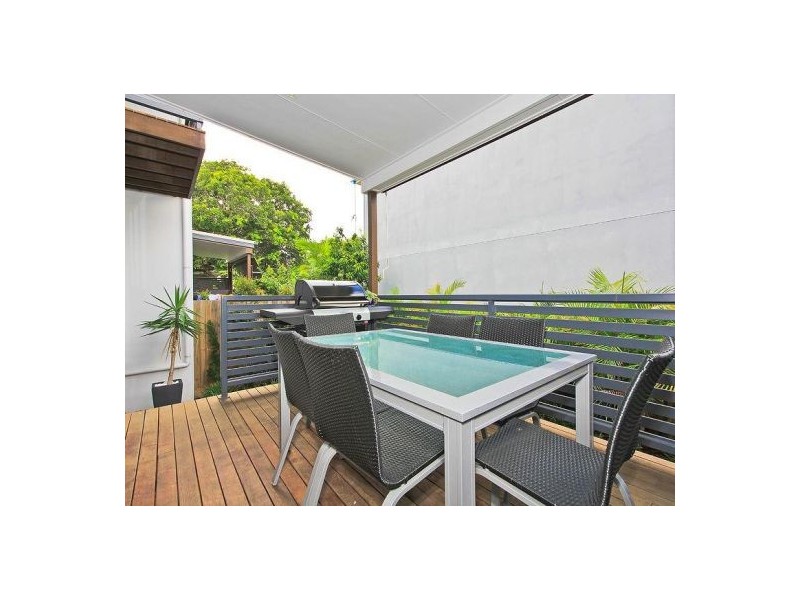 3/298 Hawthorne Rd, Hawthorne QLD 4171