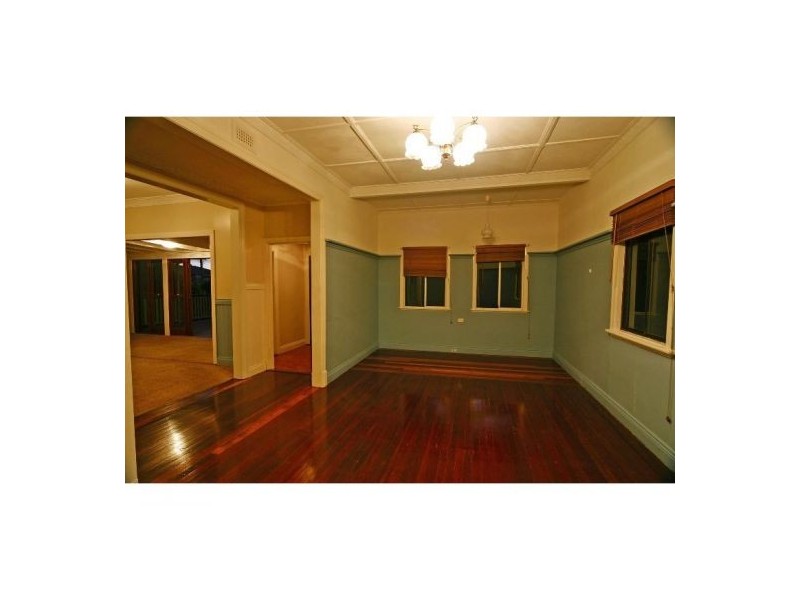 55 Gordon, Hawthorne QLD 4171