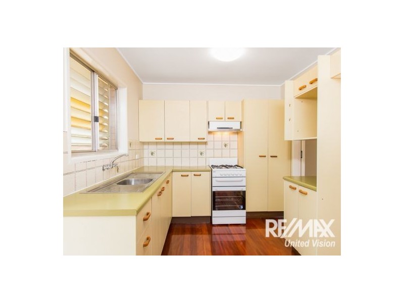9 Orsan St, Wynnum West QLD 4178