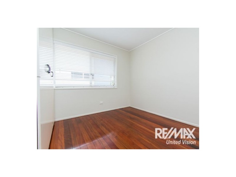 9 Orsan St, Wynnum West QLD 4178